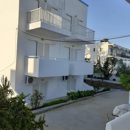 Your Second 2 Apartment Kámpos